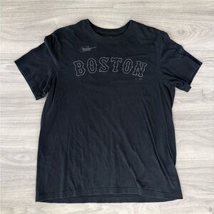Nike Men's Black Boston Red Sox t shirt